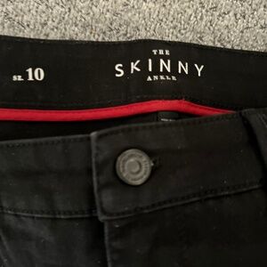 Black cropped skinny jeans FINAL MARKDOWN!